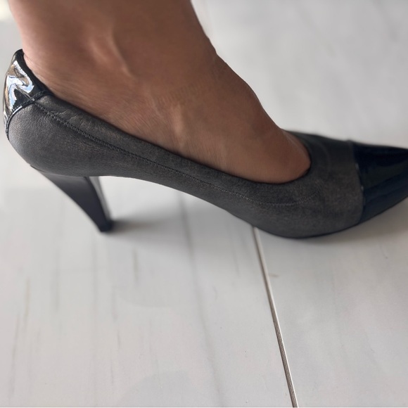 Stuart Weitzman Metallic and Black Heels - Picture 7 of 13